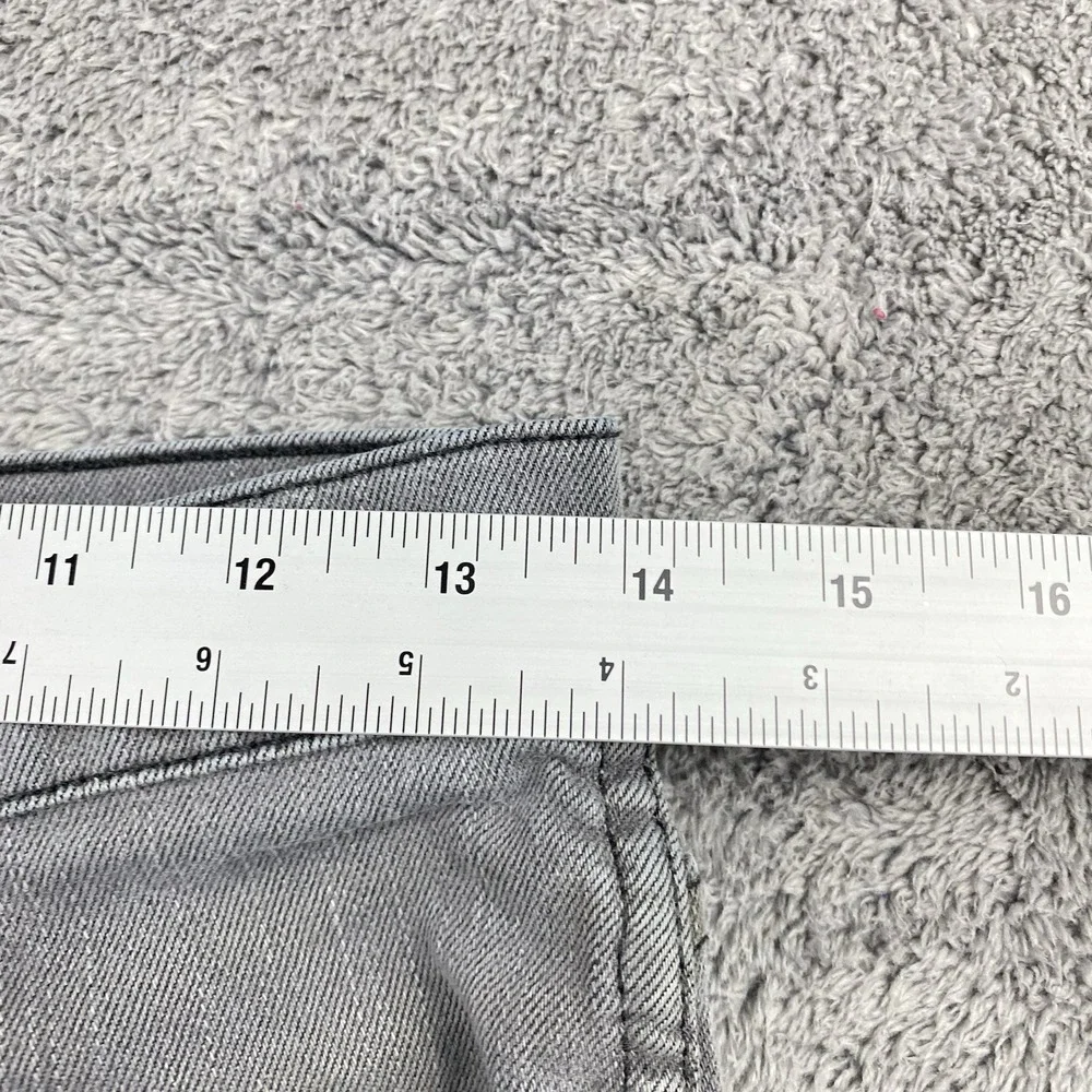 Levis stains has